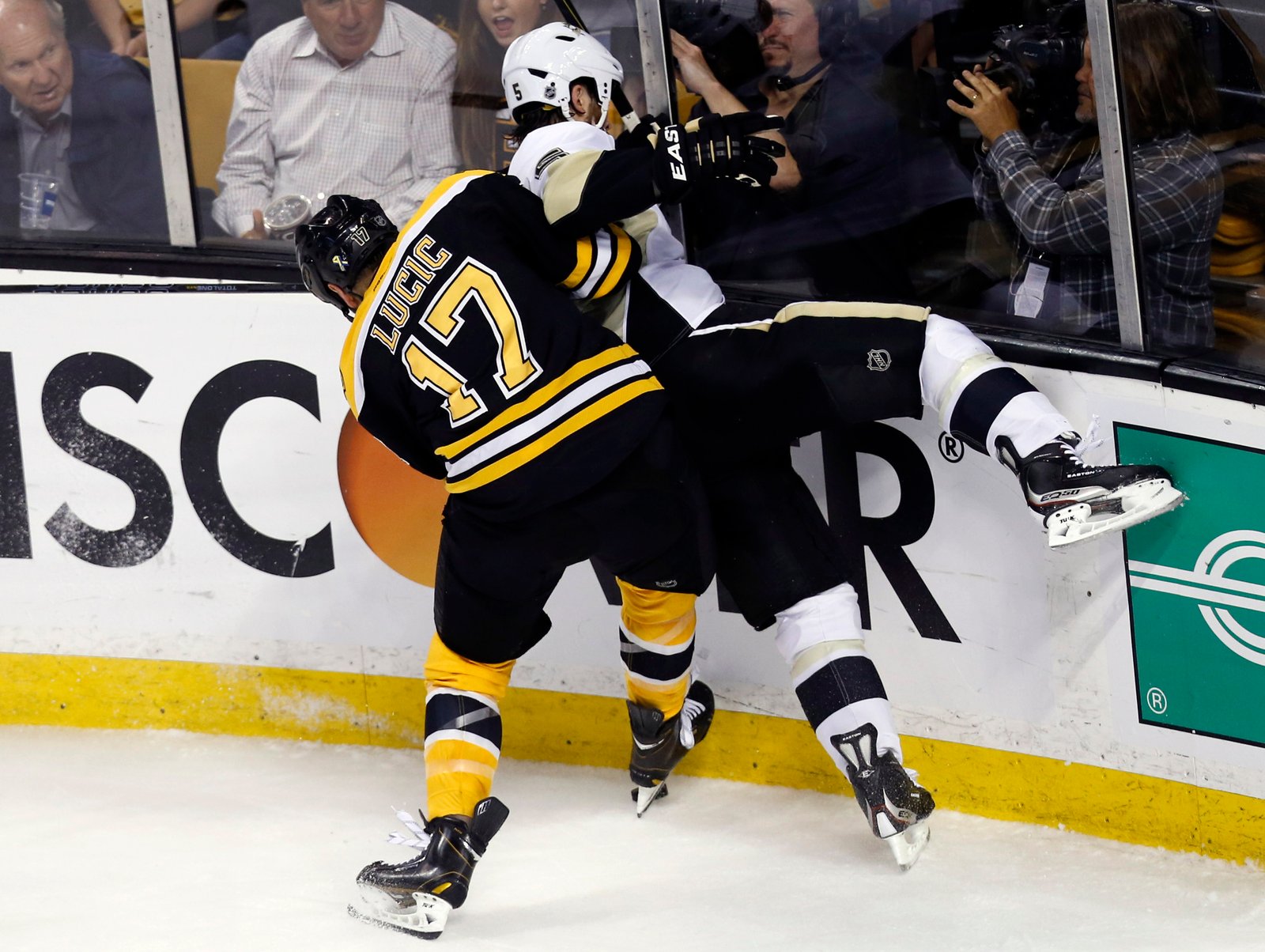 You’re Living All Over Me – Previewing The Bruins Forwards