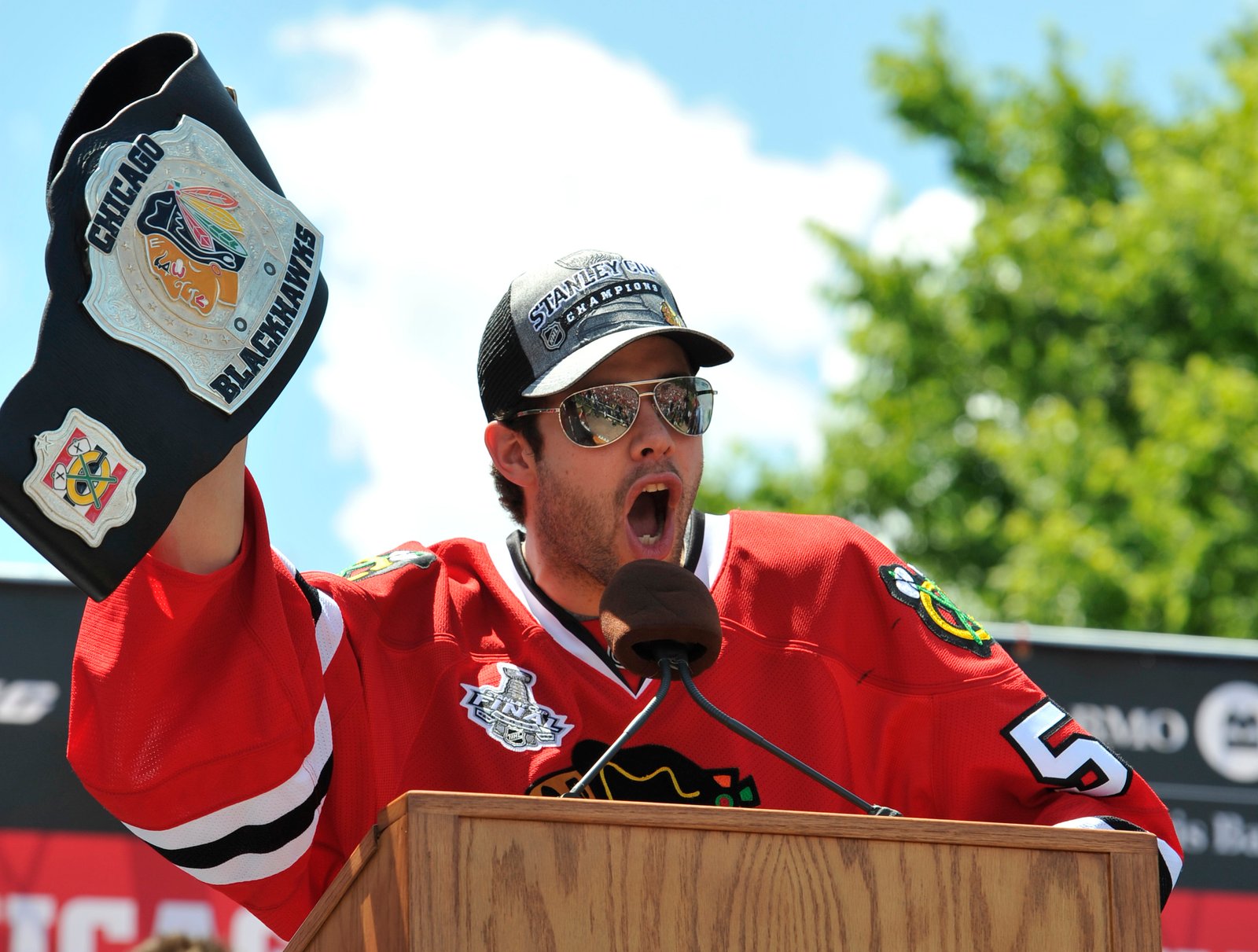 GOALIE CONTROVERSY!!!!1 – Crawford Signs 6-Year Deal