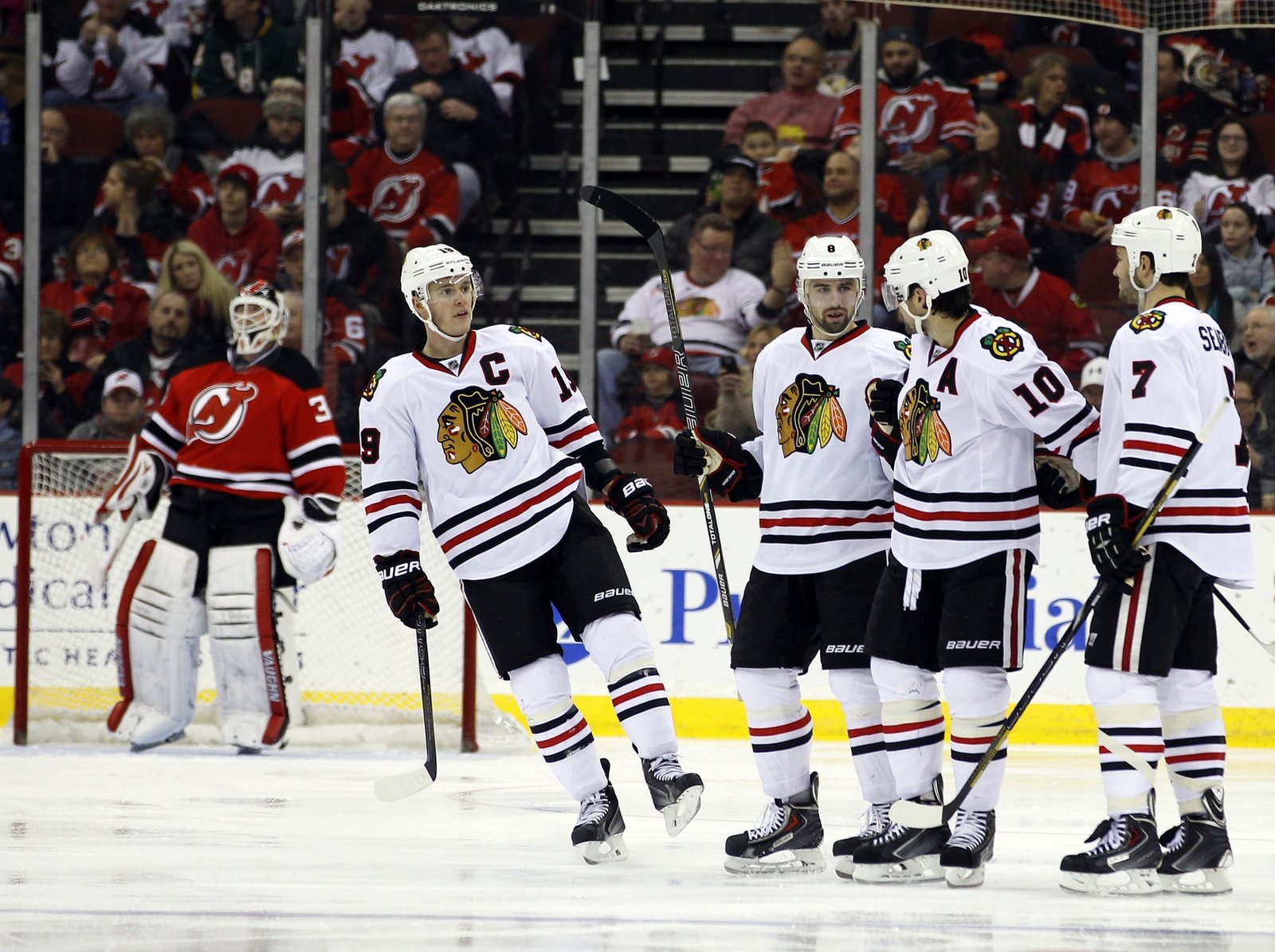 And Here Come The Pretzels: Blackhawks 5 – Devils 3