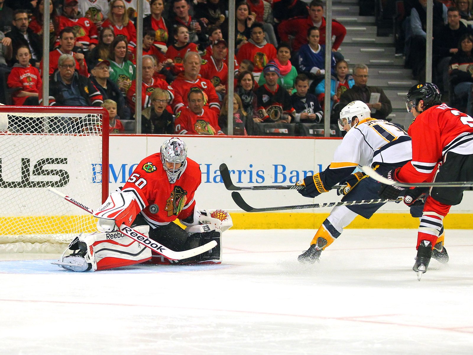 Your Face is a Mess: Predators 3, Blackhawks 2