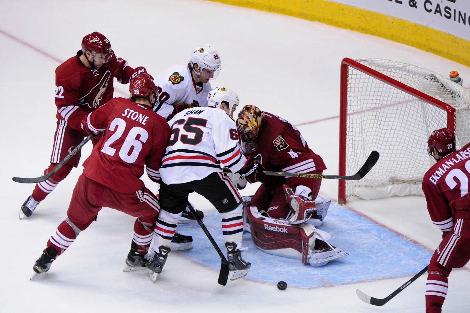 Comb The Desert – Hawks 2, Yotes 1