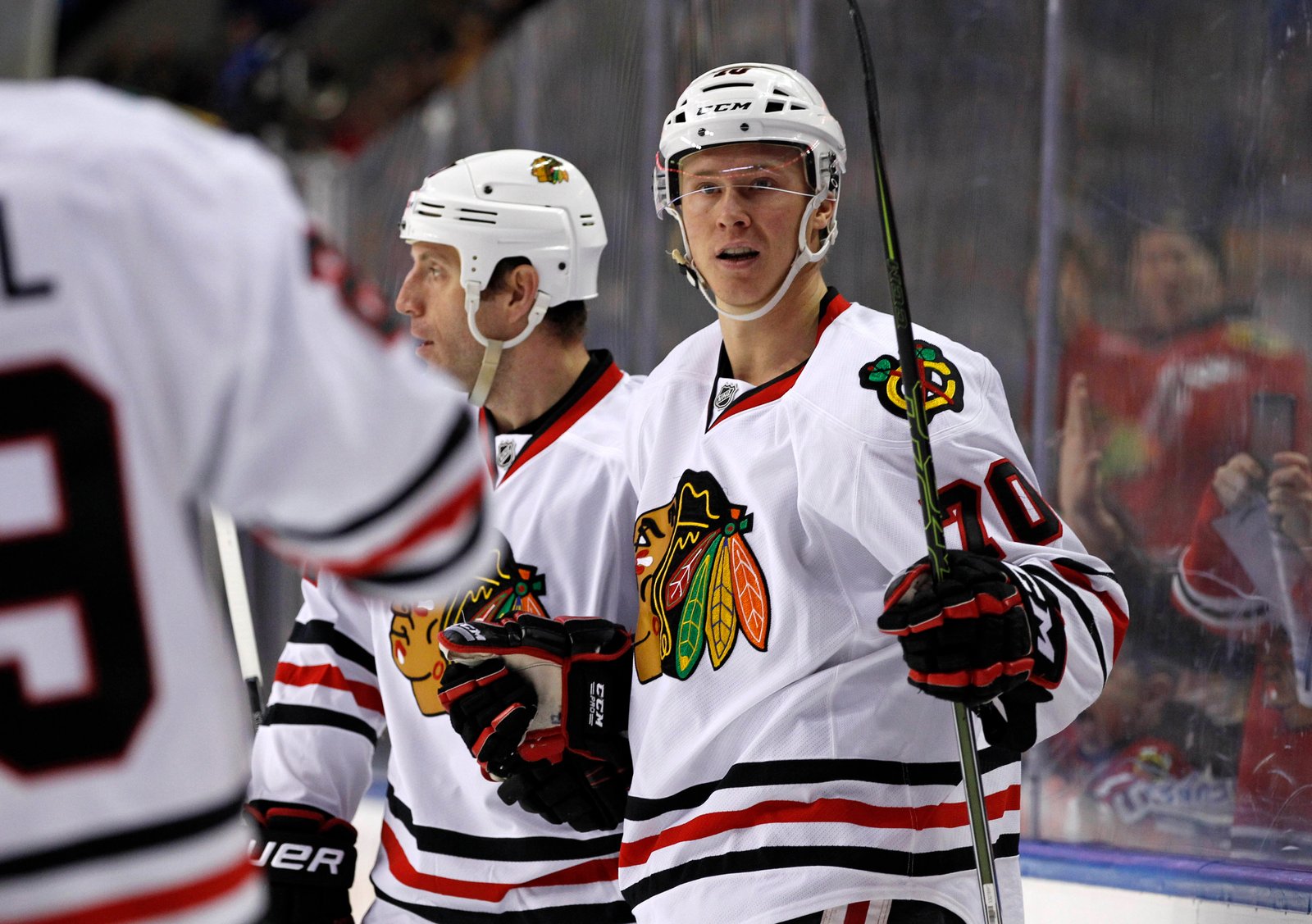 Rat Tailed Jimmy is a Second Hand Hood: Blackhawks 2, Sabres 2 (Hawks win tickle fight 1-0)