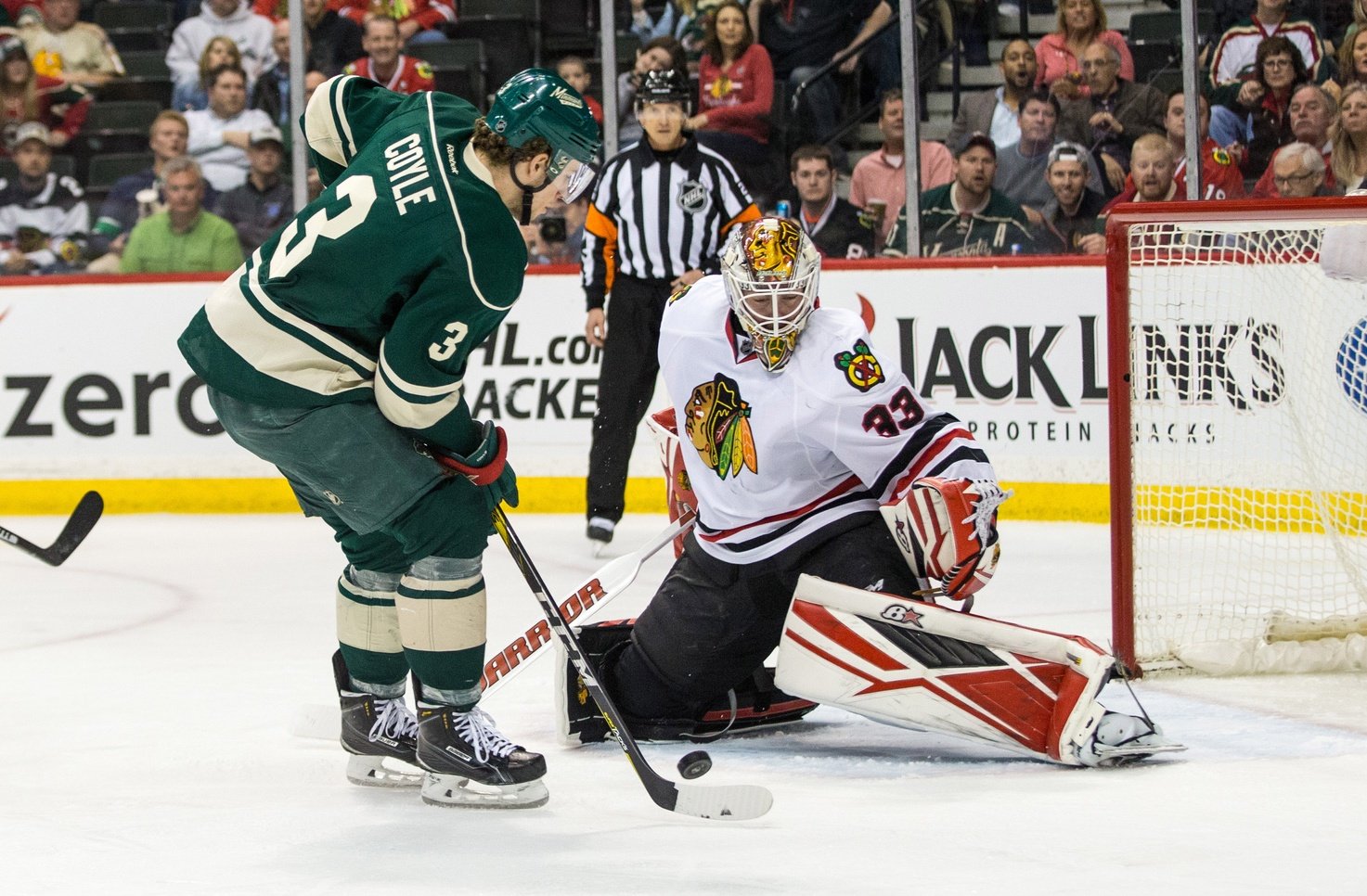 A Floater Left With Pleasure In The Executive Washroom – Wild 4, Hawks 1