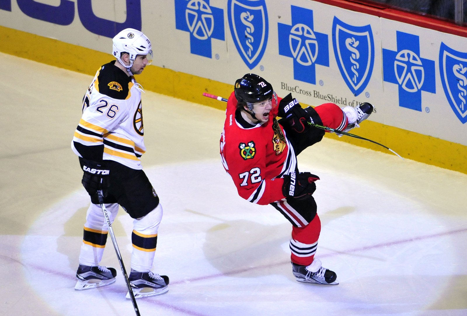 Pack It Up, Pack It In: Blackhawks 6, Bruins 4