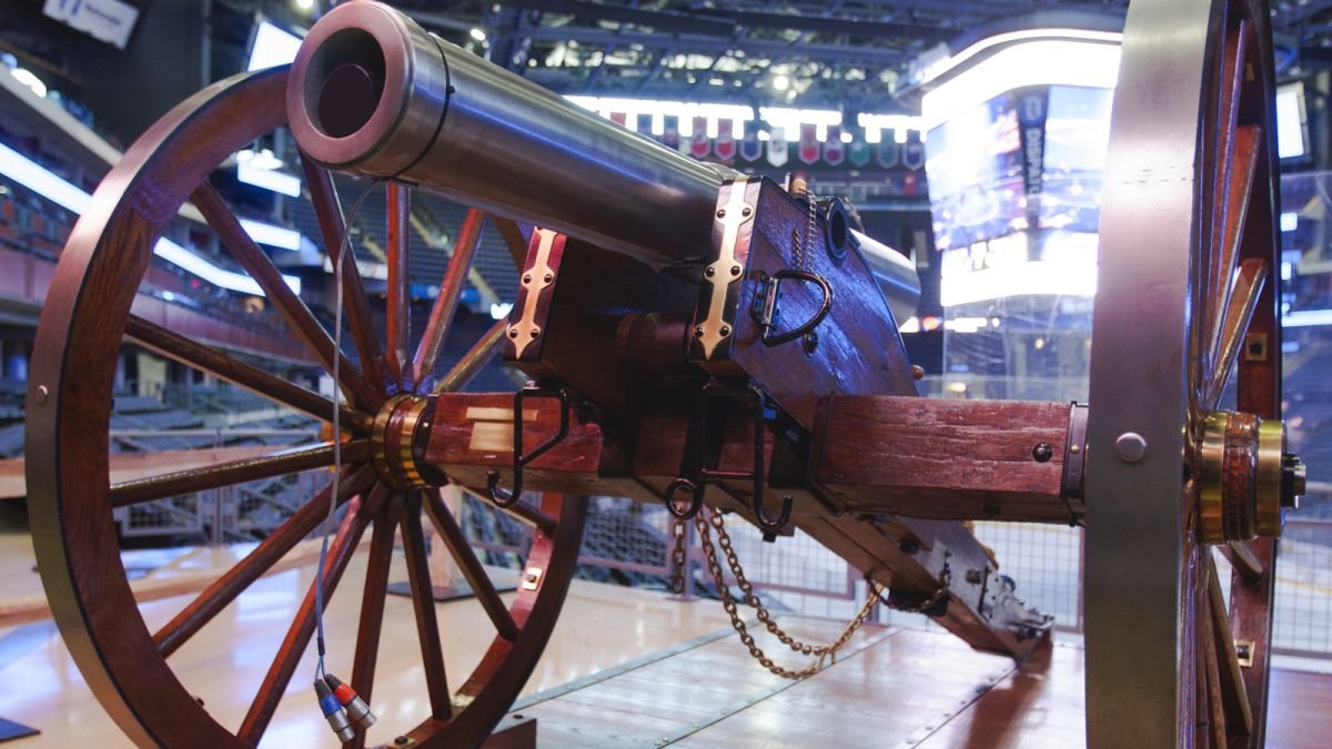 Game #63 – Hawks vs. Blue Jackets Douchebag Du Jour: The Effects Of The Cannon