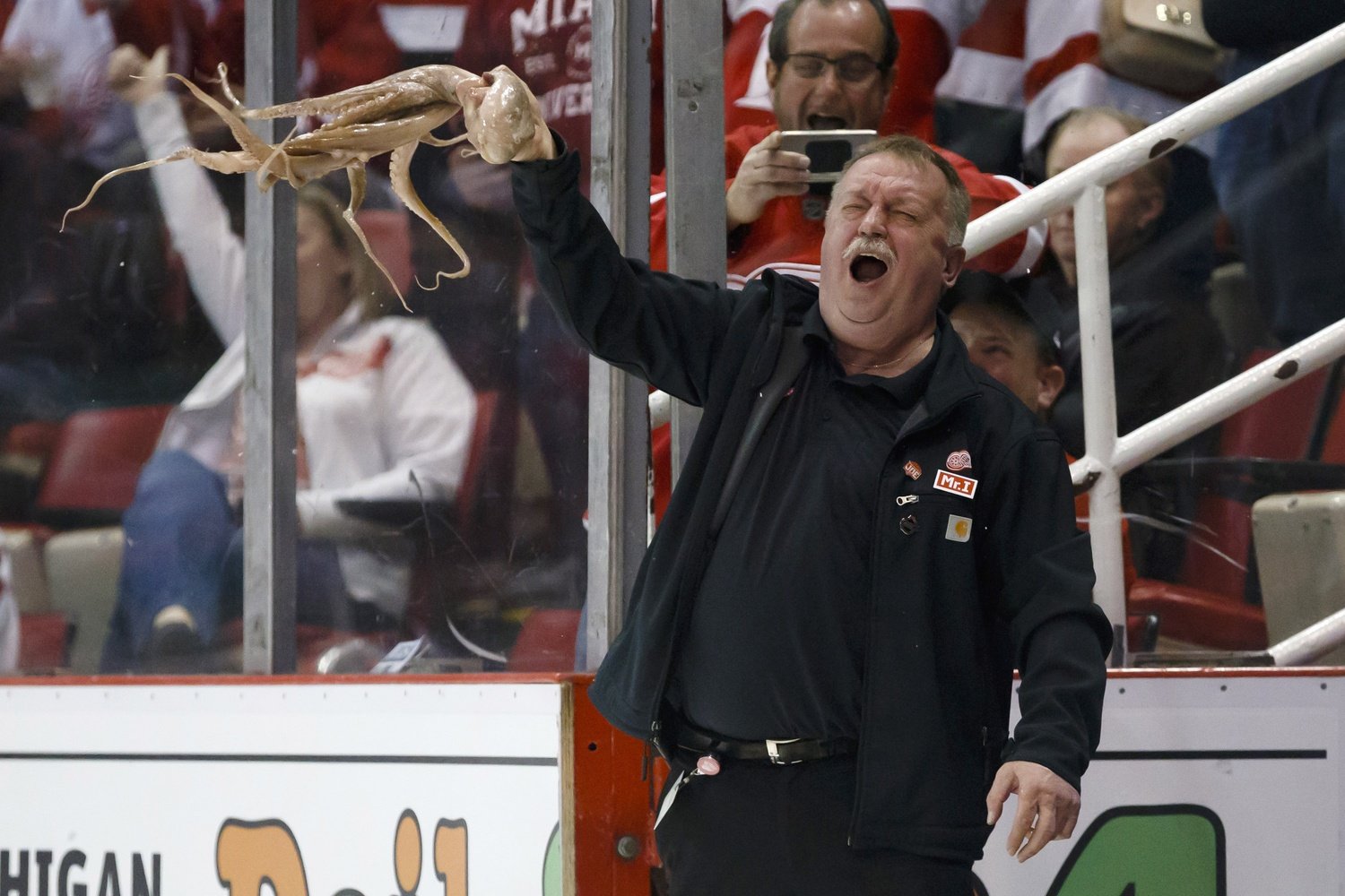 Game #49 – Hawks vs. Red Wings Q&A: Our Q&A With JJ From Last Week, Because We’re Not Talking To Wings Fans Twice