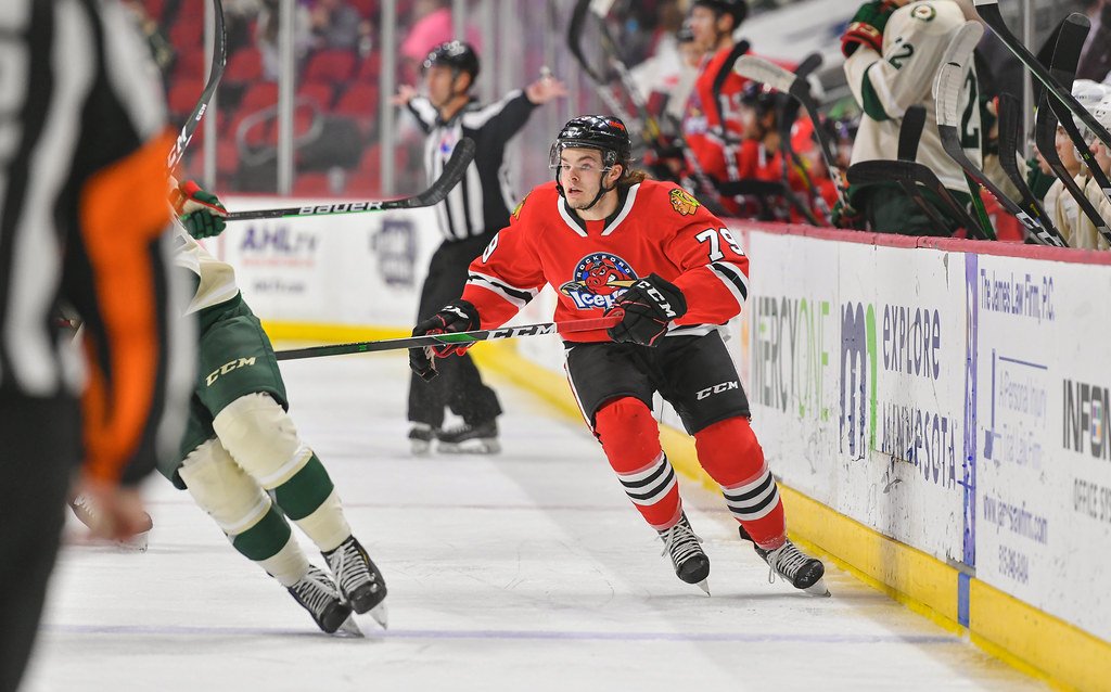 High On The Hog: Busdeker Impresses In Rockford