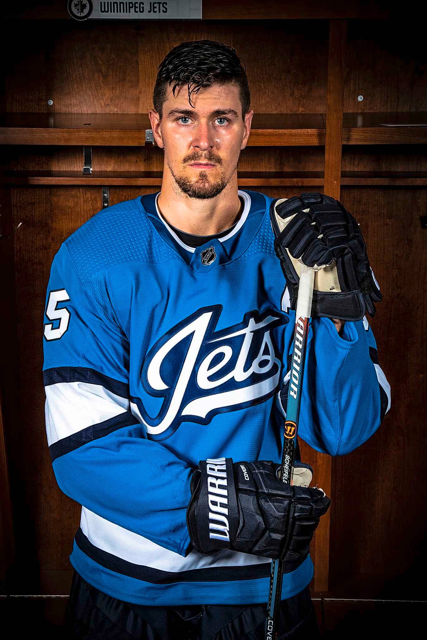 Game #34 – Jets vs. Hawks Douchebag Du Jour: These Abominations