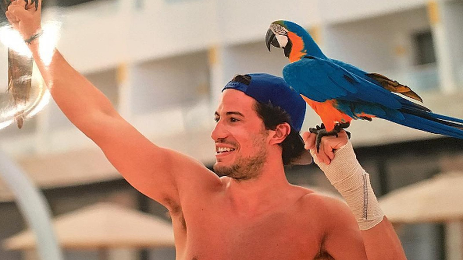 Game #51 – Hawks vs. Canucks Douchebag Du Jour: Michael Del Zotto Has Made $20 Million, You Will Not