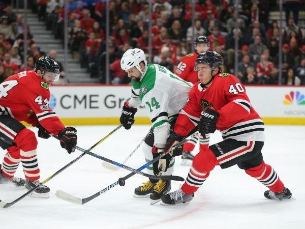 Game #25 Lost My Shape Trying to Act Casual – Hawks 3, Stars 4